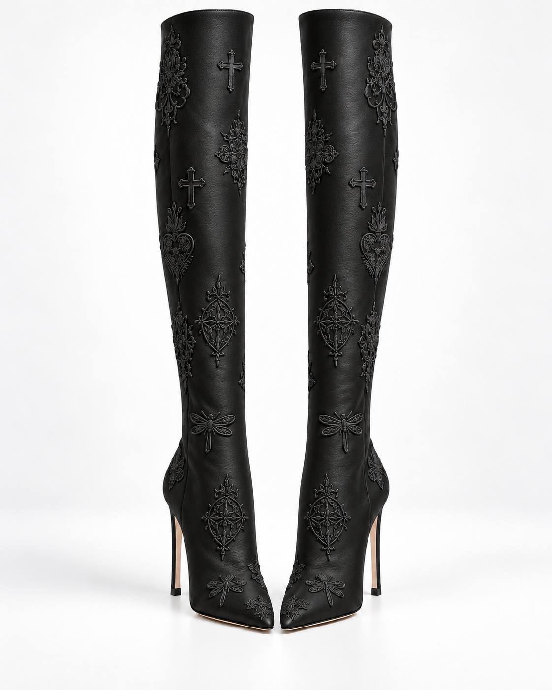 Front view of the black leather LIGNES D’OMBRE embroidered stiletto tall boots, with fitted shafts and pointed toes.